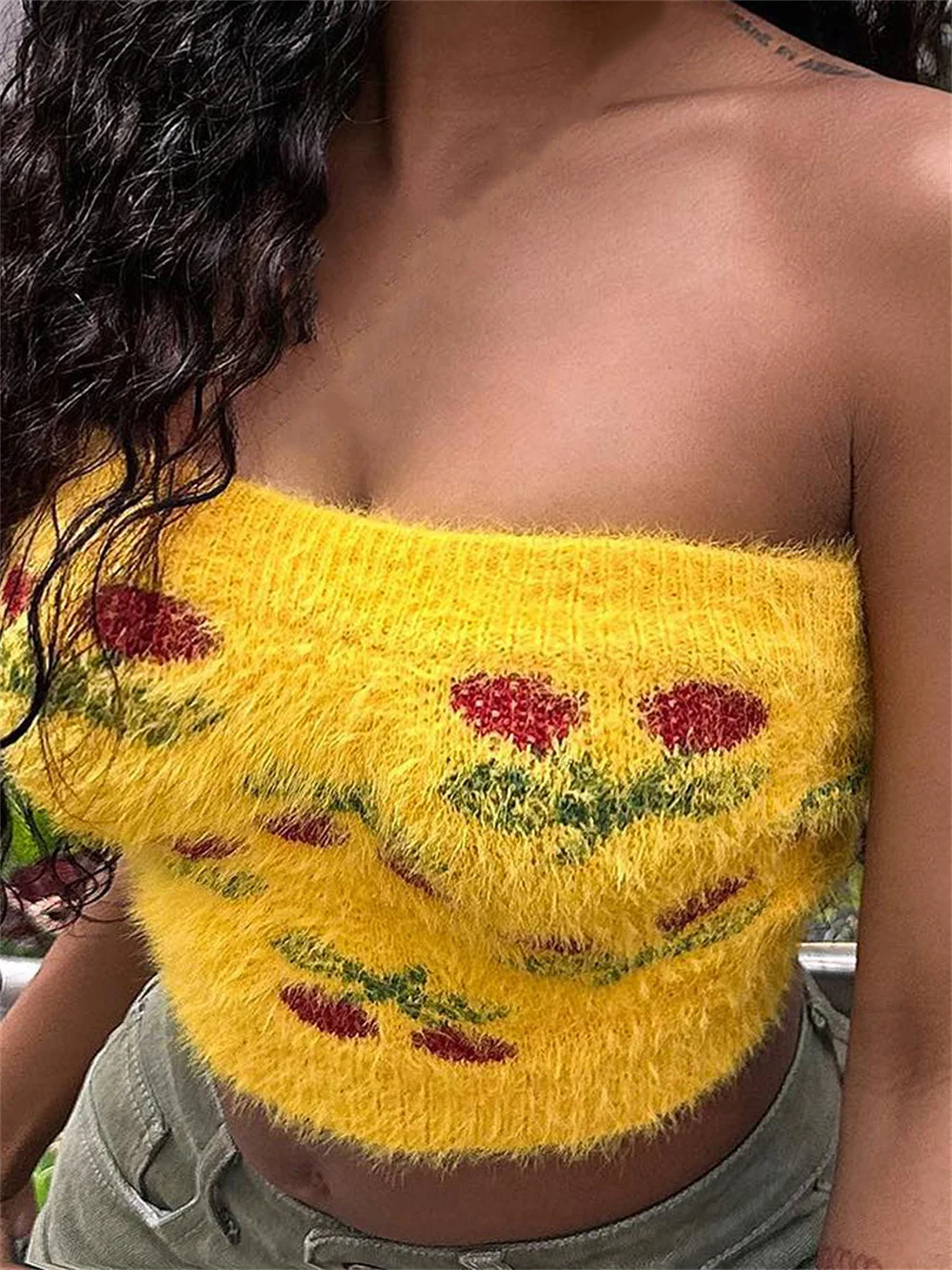 y2k knitted plush flowers on chest 2024 summer women's new sexy Spice girl slim body with sweater vest top