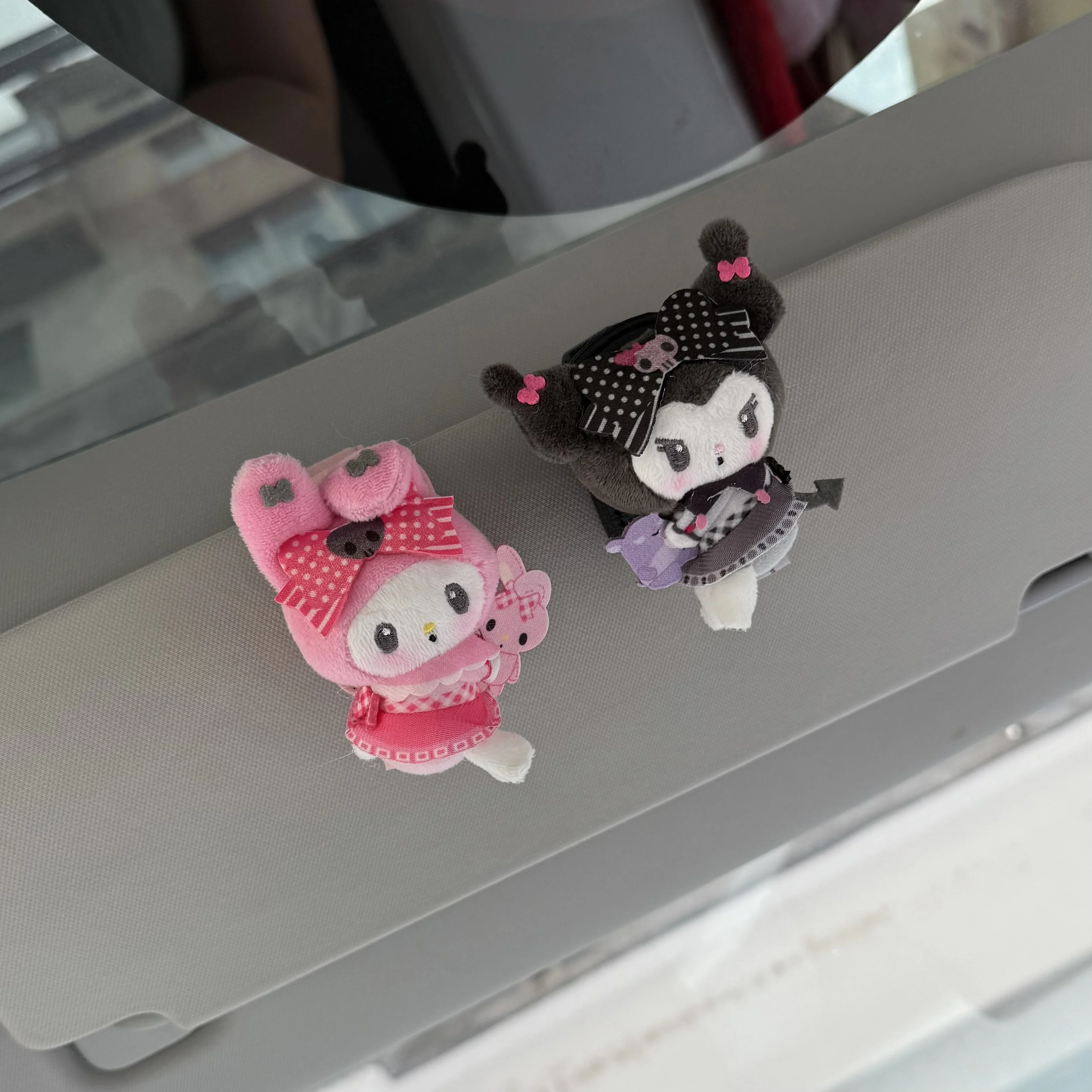 Melody Kuromi Car Glasses Clip Car Sunglasses Clip Sunglasses Storage Sunshade Glasses Placement Magnet