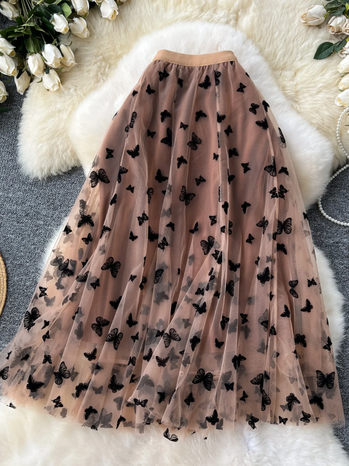 Elegant High-Waisted A-Line Skirt with Heavy-Work Embroidery Mesh Half Skirt Slimming Hip Covering Fairy Gown Korean Style