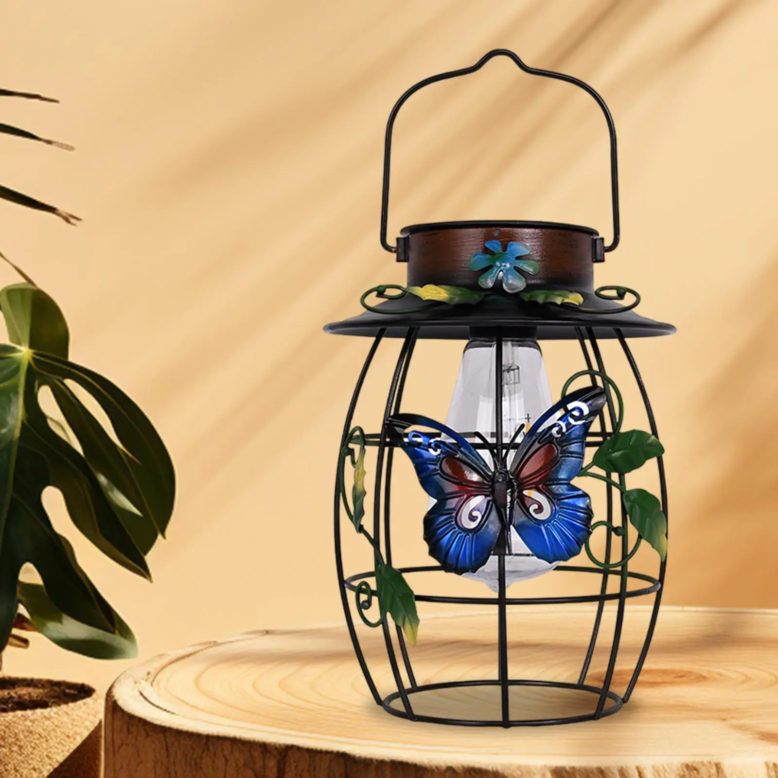 Solar Lantern Outdoor Light Metal Hanging Solar Light for Tree Pathway Table