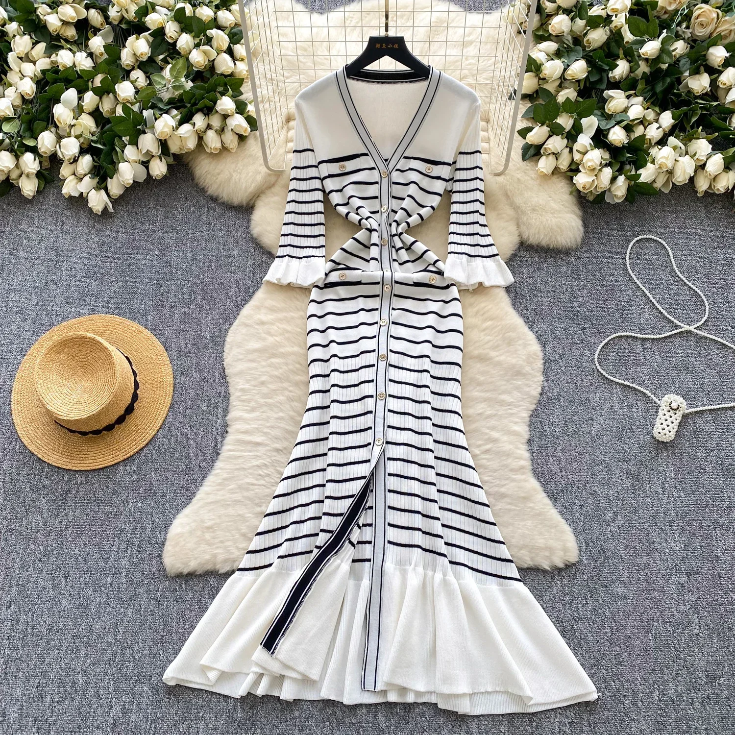 

Винтажное сексуальное тонкое вязаное полосатое платье с расклешенными рукавами и пуговицами, милое шикарное летнее платье, женская одежда для отпуска