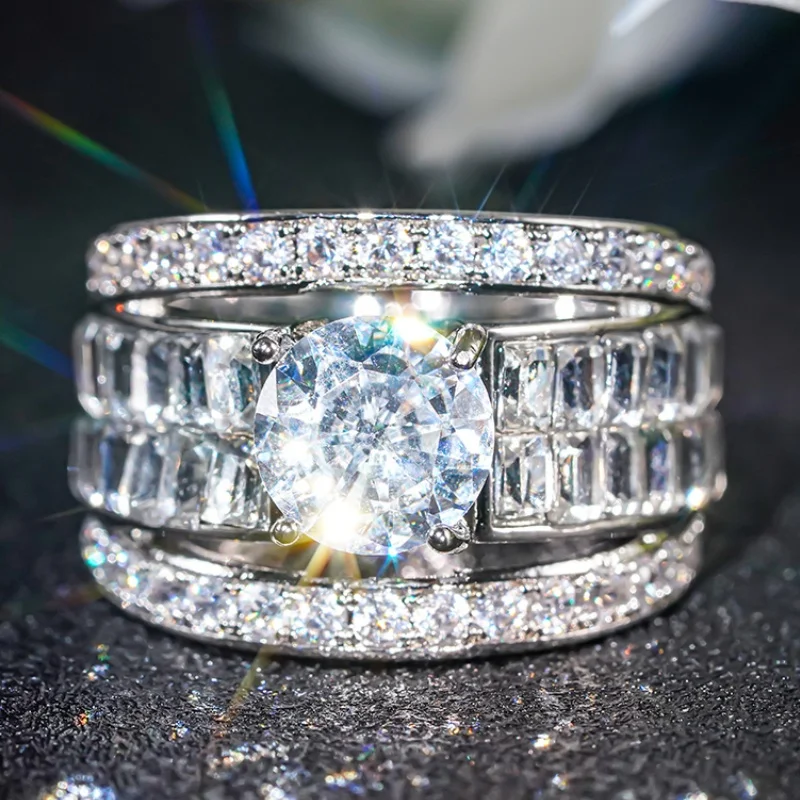 Huitan Brilliant Opulent Rings with Dazzling Cubic Zirconia Modern Gorgeous Eternal Wedding Bridal Jewelry Shiny Chic Accessory