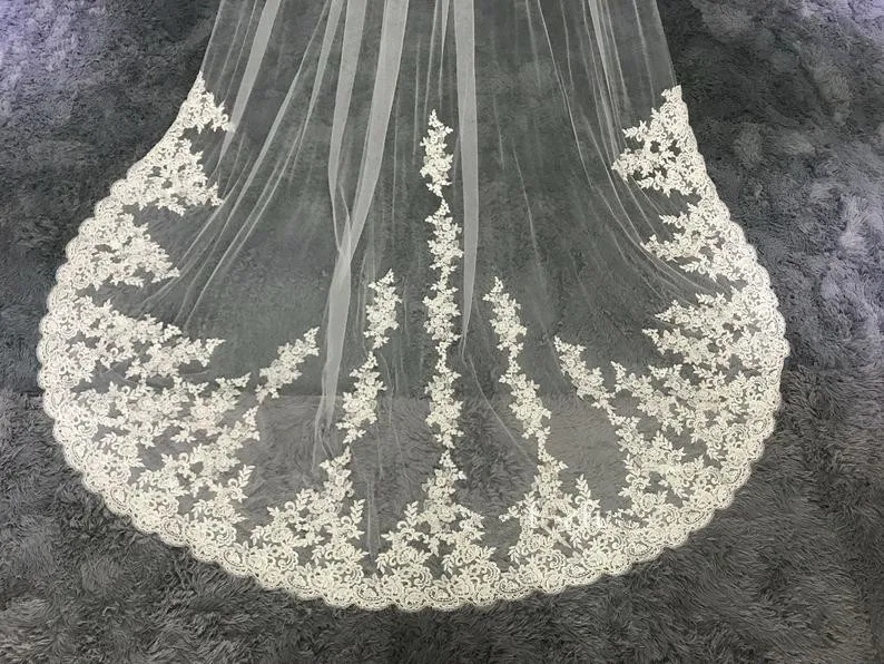 Cathedral Wedding Veil,Lace veil,Bridal veil,1layer veil ,Bridal party gift,Floral veilcomb