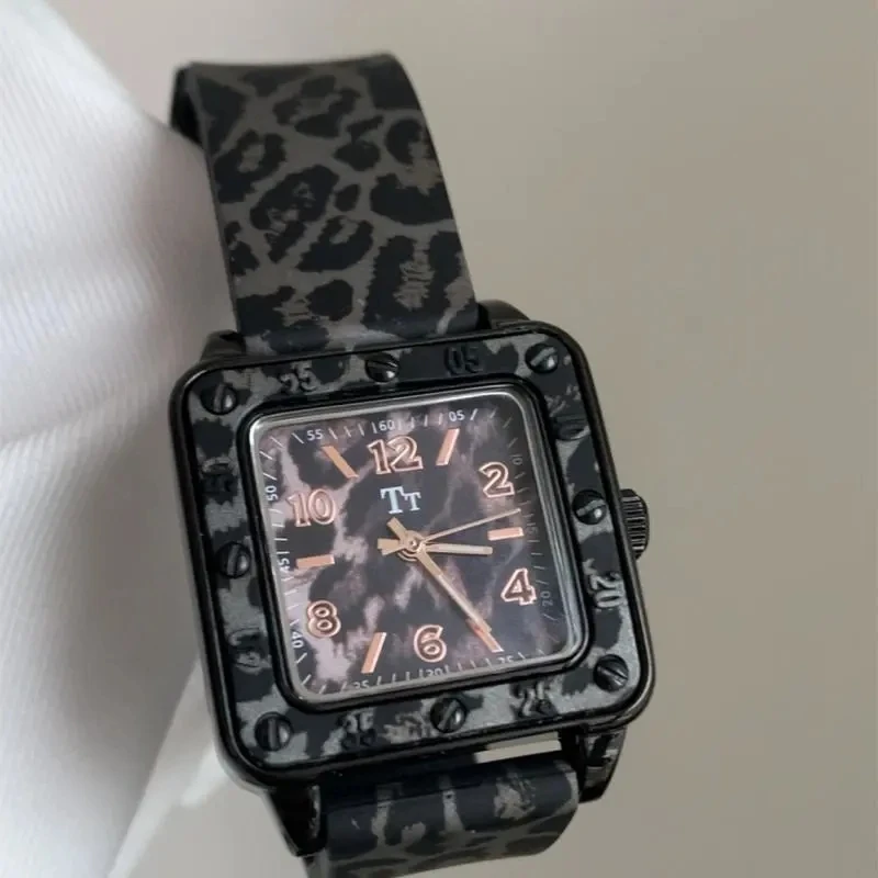 ヴィンテージ ブルーリン マルチ スティール ダムス時計 ヴィエルカンテ ウィジャープラート ルイパール パトロン バンド ジーパーソナライズド モード時計 リュクス時計 カード