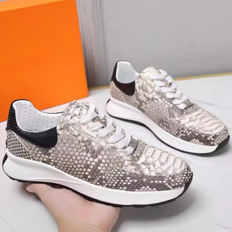 

Snake Skin Casual Sports Shoes for Men's Fashionable Versatile Soft and Lightweight Thick Sole Shoes Breathable Sheepskin Lining