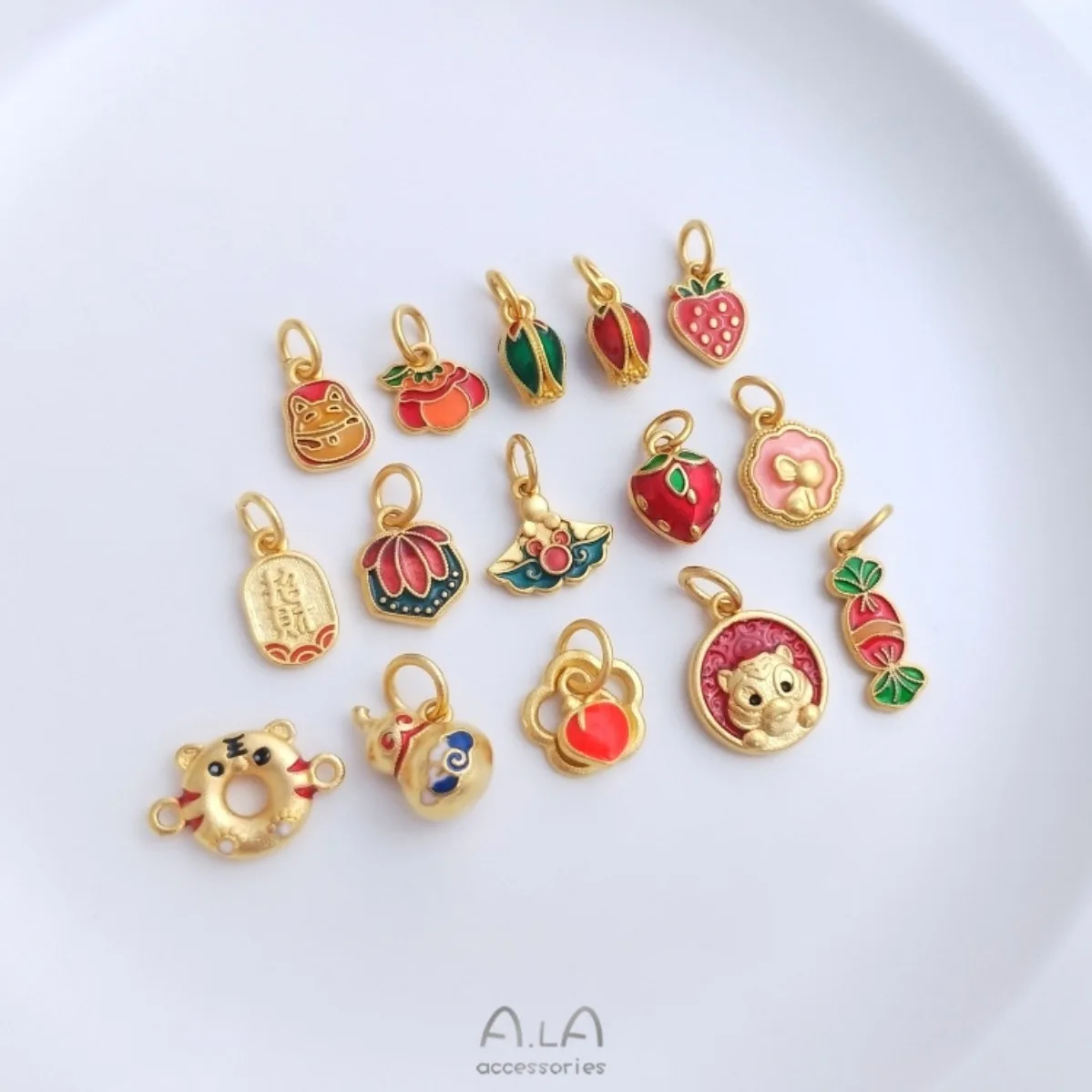 Brass Sand Gold Enamel Cloisonne Gourd Rabbit Strawberry Pendant For DIY Bracelet Lucky Jewelry Findings