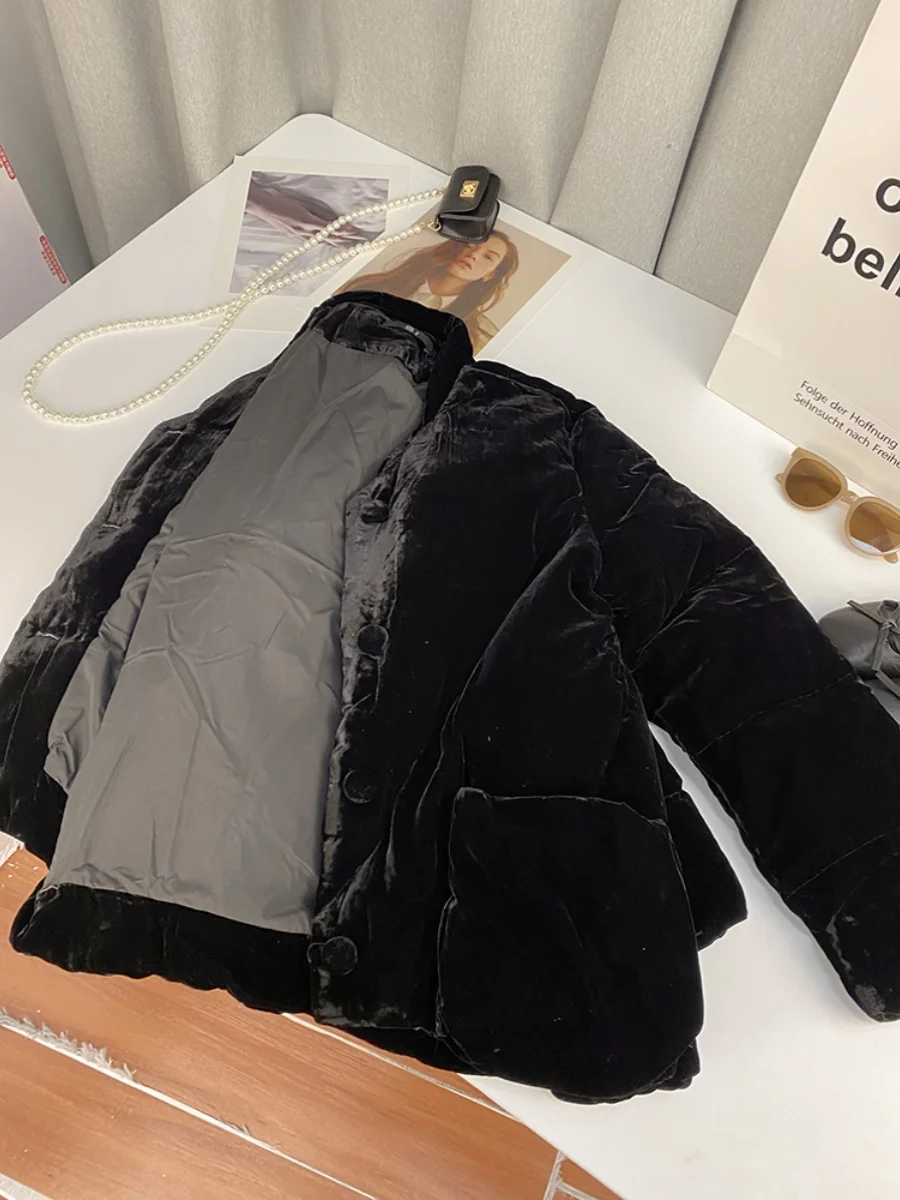 معطف شتوي دافئ للنساء من الريش والقطيفة A208، تصميم أنيق بياقة مستديرة وطول عادي