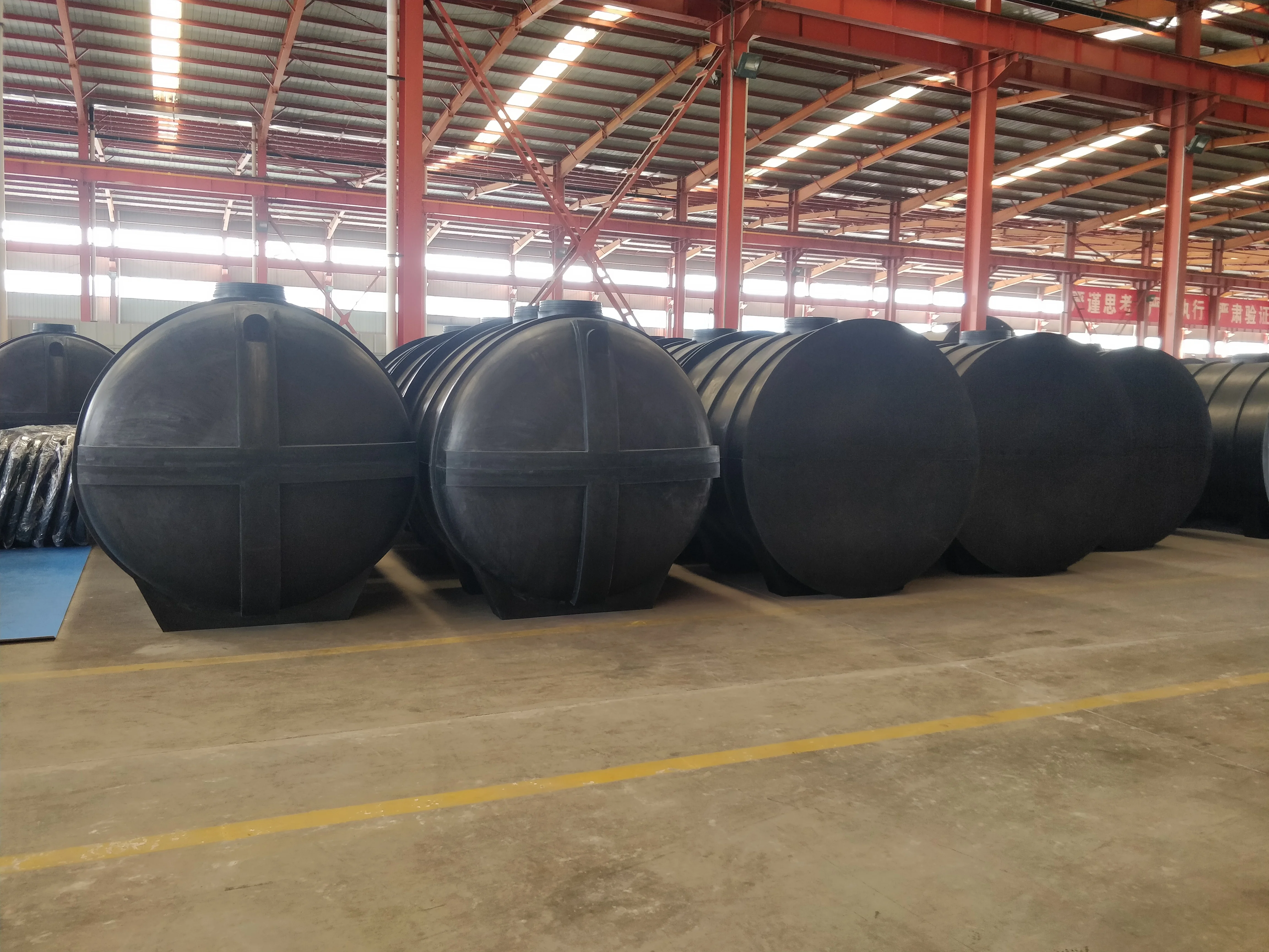 تصميم سميك من البولي ايثيلين لخزان الصرف الصحي الصغير، مصنع معالجة مياه الصرف الصحي #4