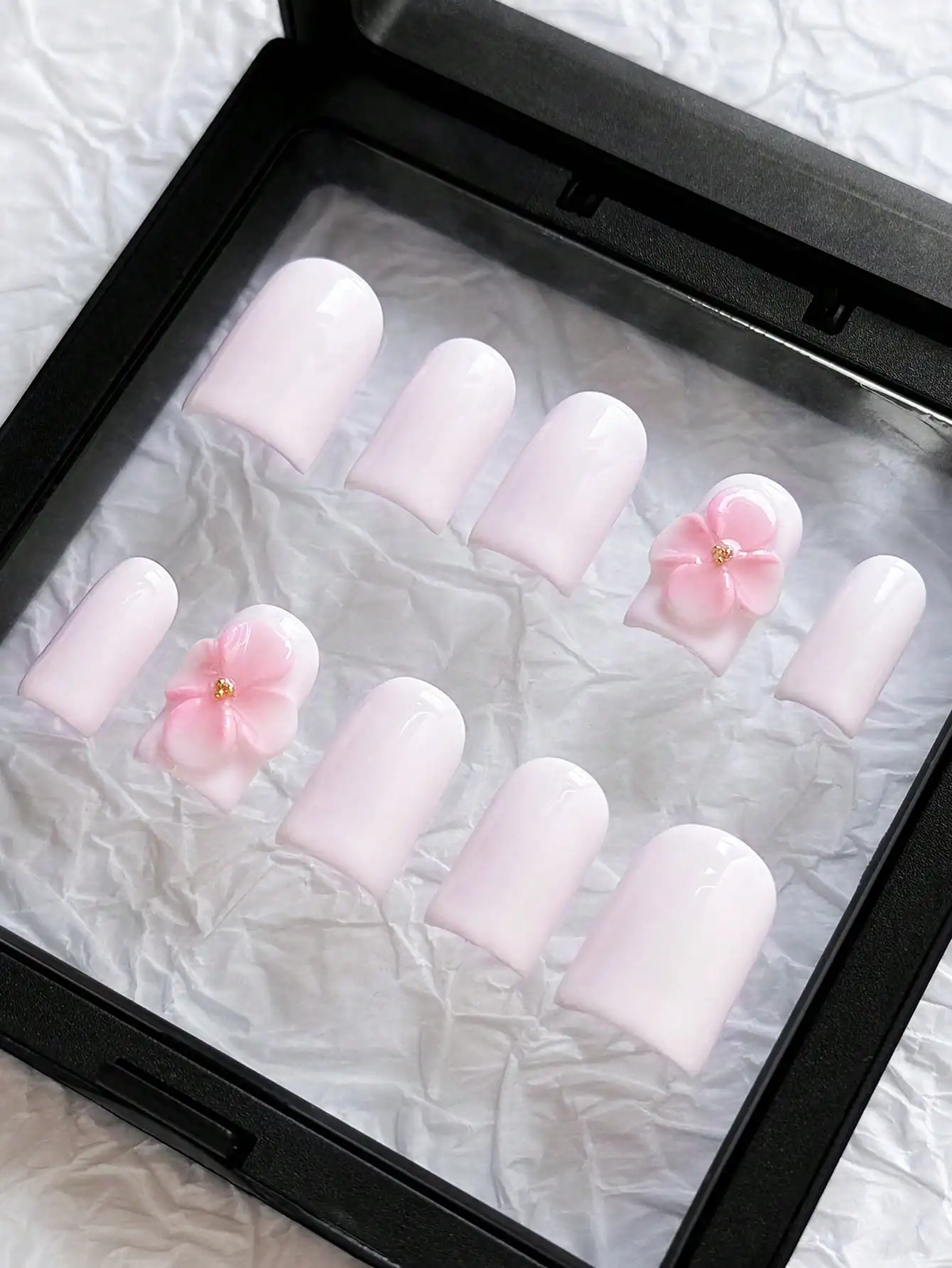 

10pcs Y2K Style Pink Flower & Gold Bead Press-On Nail Stickers, Light Pink Square Handmade Nails with 3D Pink Flowers & Gold Beads. Cute & Textured. For Daily, Parties & Banquets. Great Gift for Women.