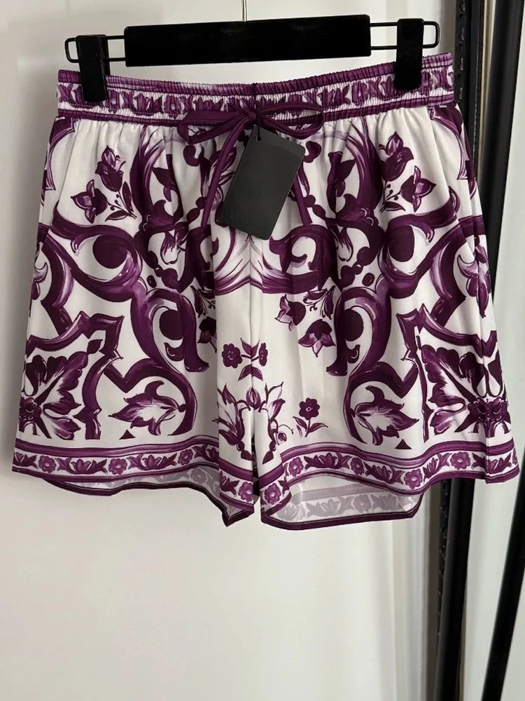 

Retro fashion summer new blue and white porcelain printing loose wide leg straight shorts elastic waist Joker casual pants.