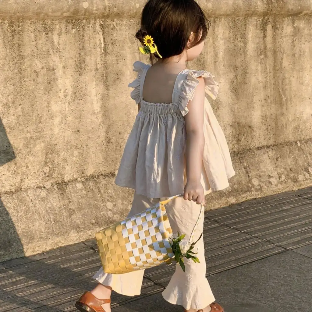 

Children Clothing Set Girl's Summer Suit 2023 Flower Embroidery Girl's Two Piece Suit Flying Sleeve Top+Pant