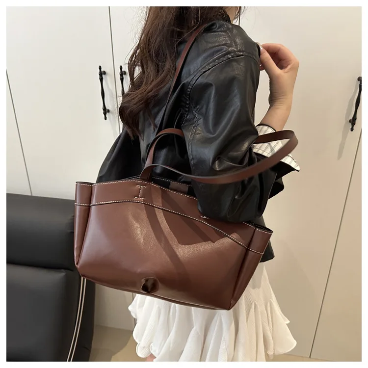 1 Stück Spezialtasche für Damen, große Kapazität, modische Joker-Umhängetasche, neue tragbare Handtasche für Pendler. – Detail 35