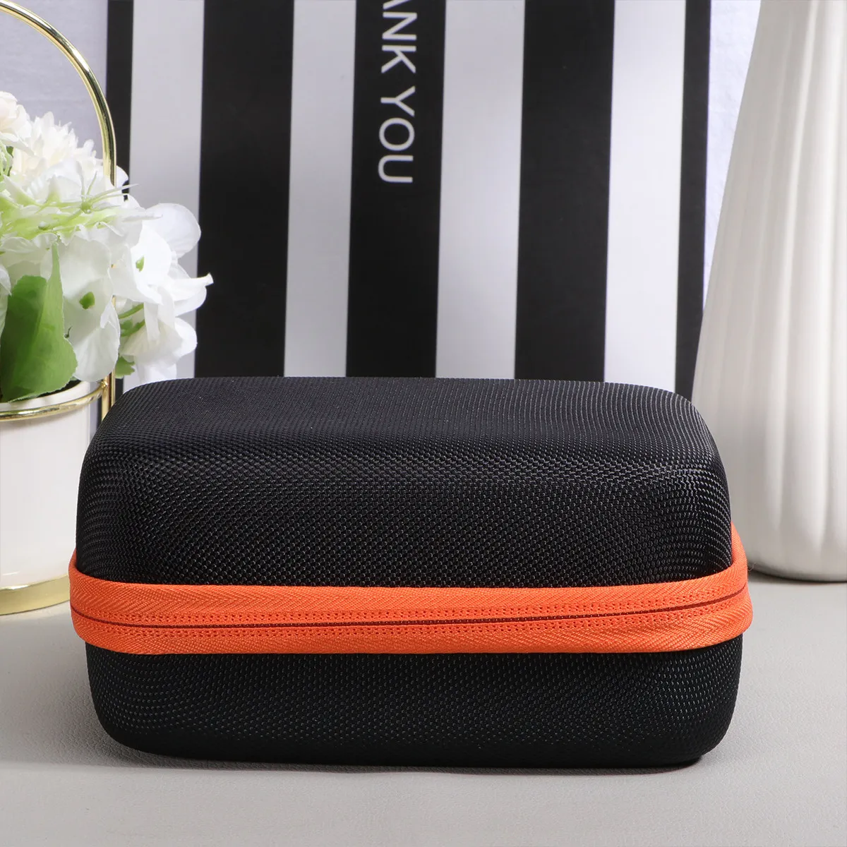 1Pcs Essential Oils Storage Holder Shockproof Hard Shell Case 12 Slots for 5Ml 10Ml 15Ml Bottles Water Resistant Eva Travel