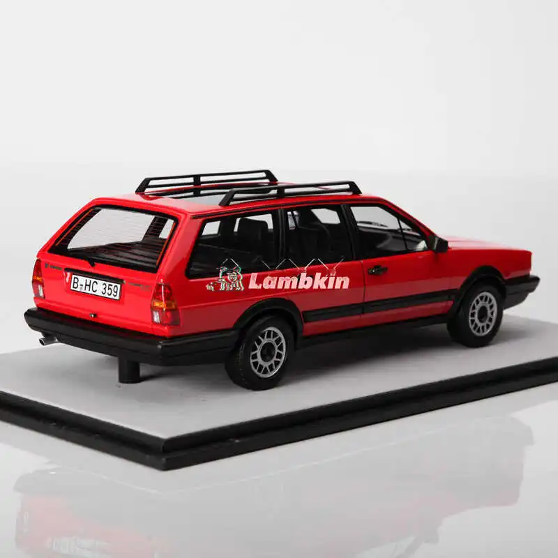 Feelslike 1/18 VW Passat Wagon Santana station wagon resin model red collectible unopenable ornaments gifts