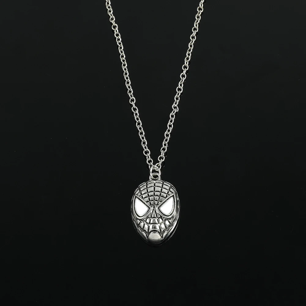 Superhero Spider Man Mask Pendant Necklace Fashionable Cool Spiderman Jewelry Accessory for Men Boys Gift view 6