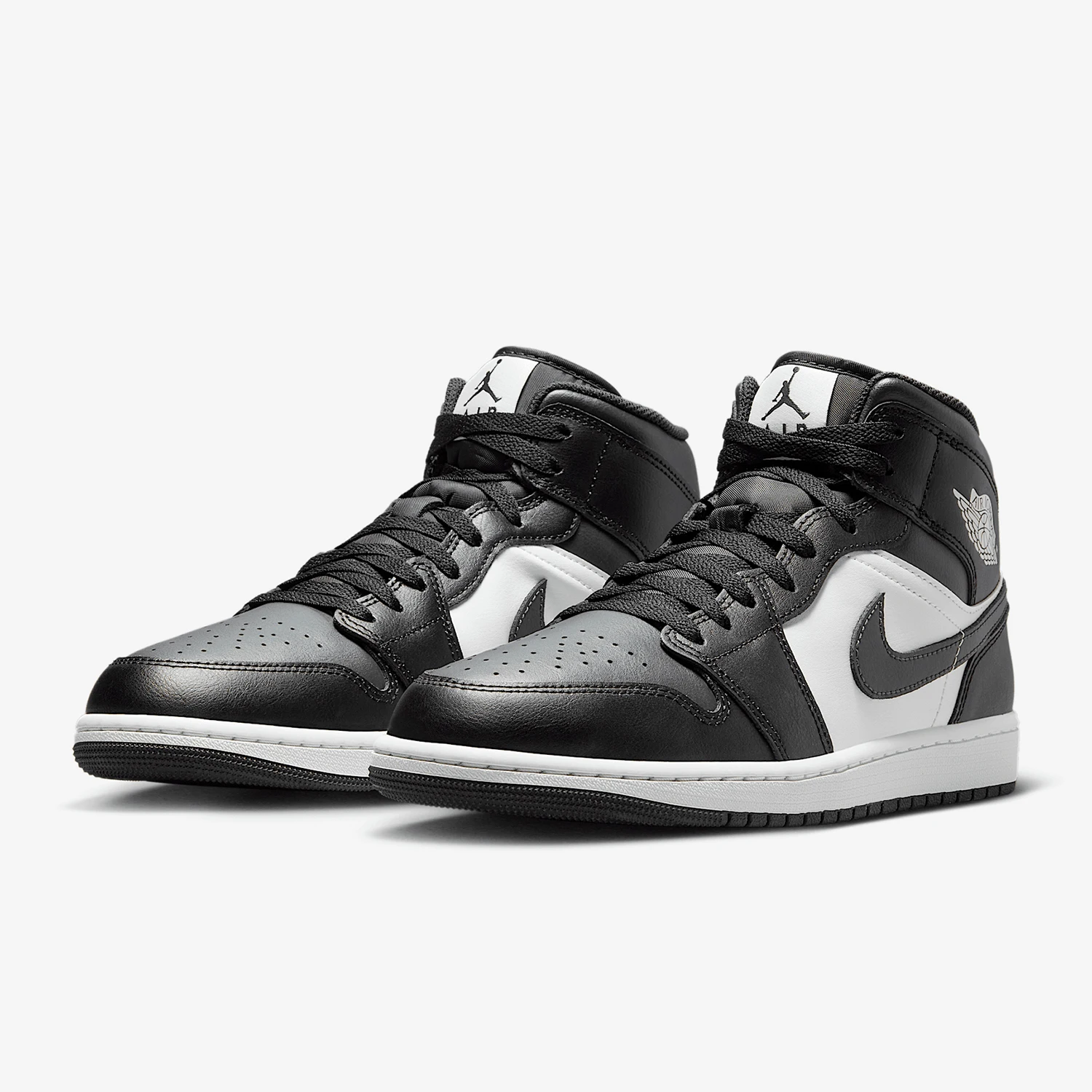 

Официальные мужские высокие спортивные кроссовки Nike Air Jordan 1 Mid DQ8426-010