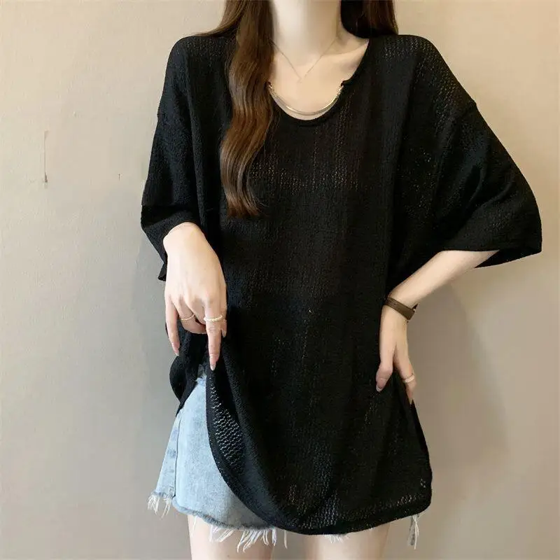 Women's Hollowed Out Chain Short Sleeved T-Shirt Summer Loose Casual New Fashion Tops Sweat Absorbing Breathable and Versatile