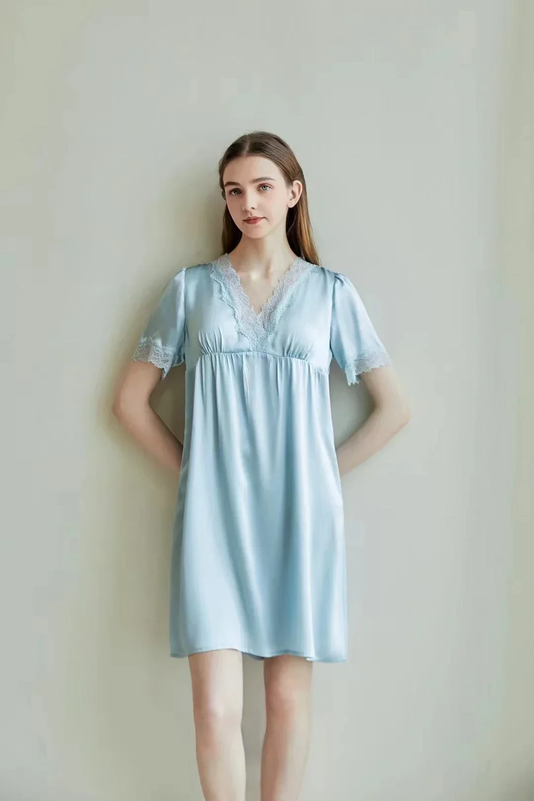 Pure Silk Women's Nightdress Sleepwear Summer Short Sleeve Night Dress Nightgown with Bra 100% Mulberry Silk Sleepdress Lingerie