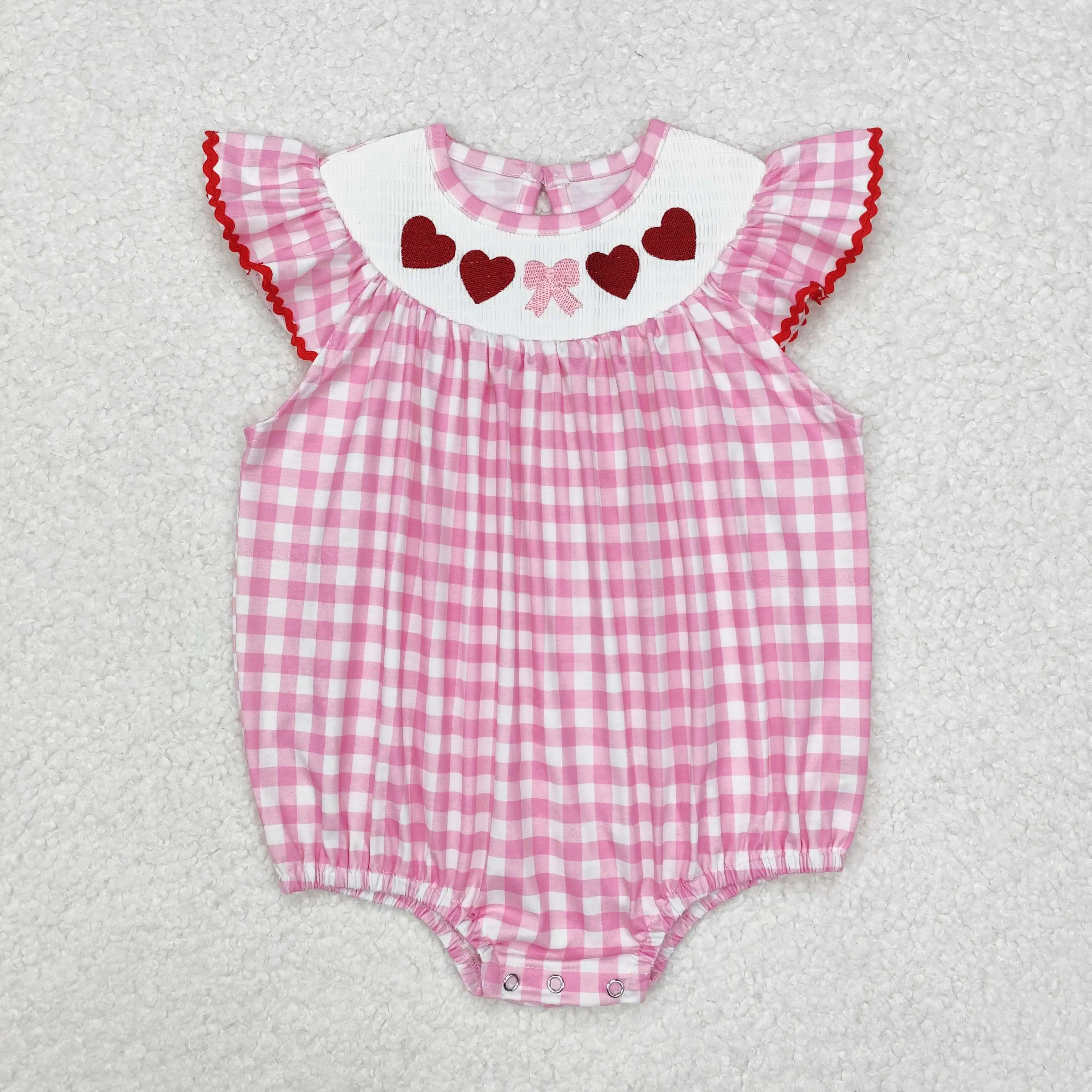 Hot Sale Baby Infant Girls Rompers Valentines Hearts Bow Checkered Smocked Rompers Boutique Toddler Girls Bubble Rompers Onesie