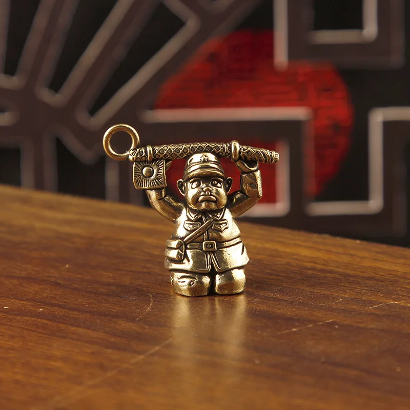 1/2Pcs Brass Character Surrender Ornament Character Kneeling Creative Ornament Tabletop Decoration
