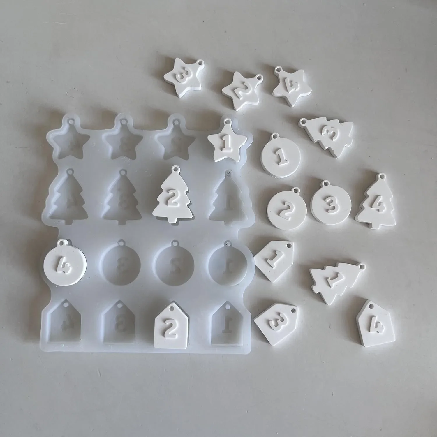 Christmas Date Numbers Cement Silicone Molds Xmas Tree Round House Shape 1 2 3 4 Gypsum Plaster Mould Ornament Epoxy Resin Mold