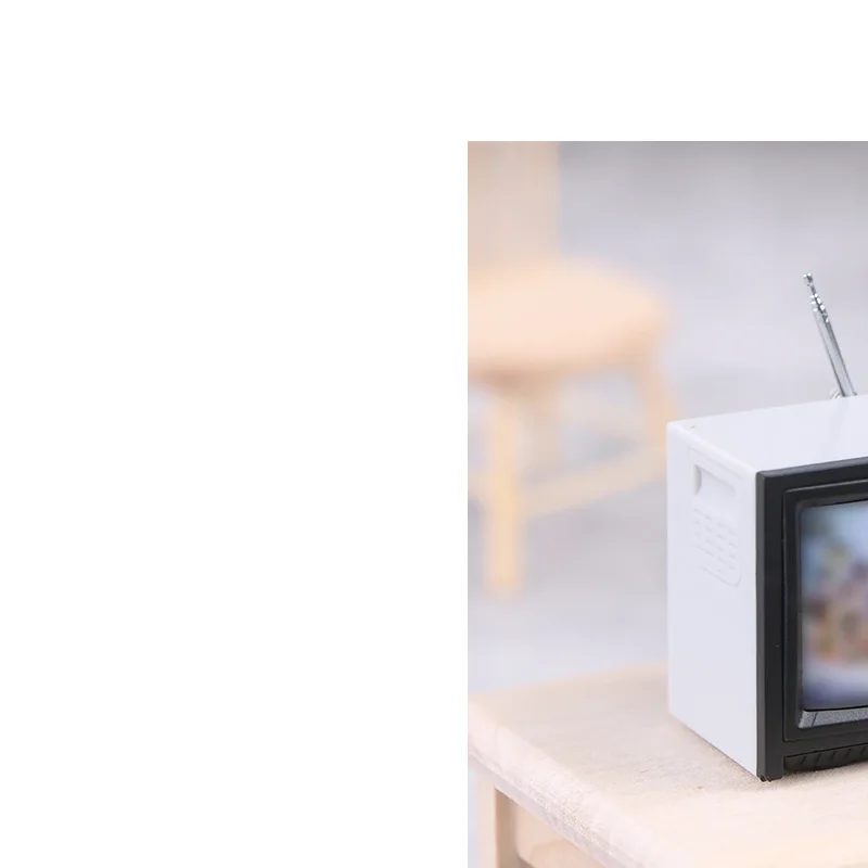 

New High Quality DollHouse Miniature ornaments Mini retro TV toy ornaments