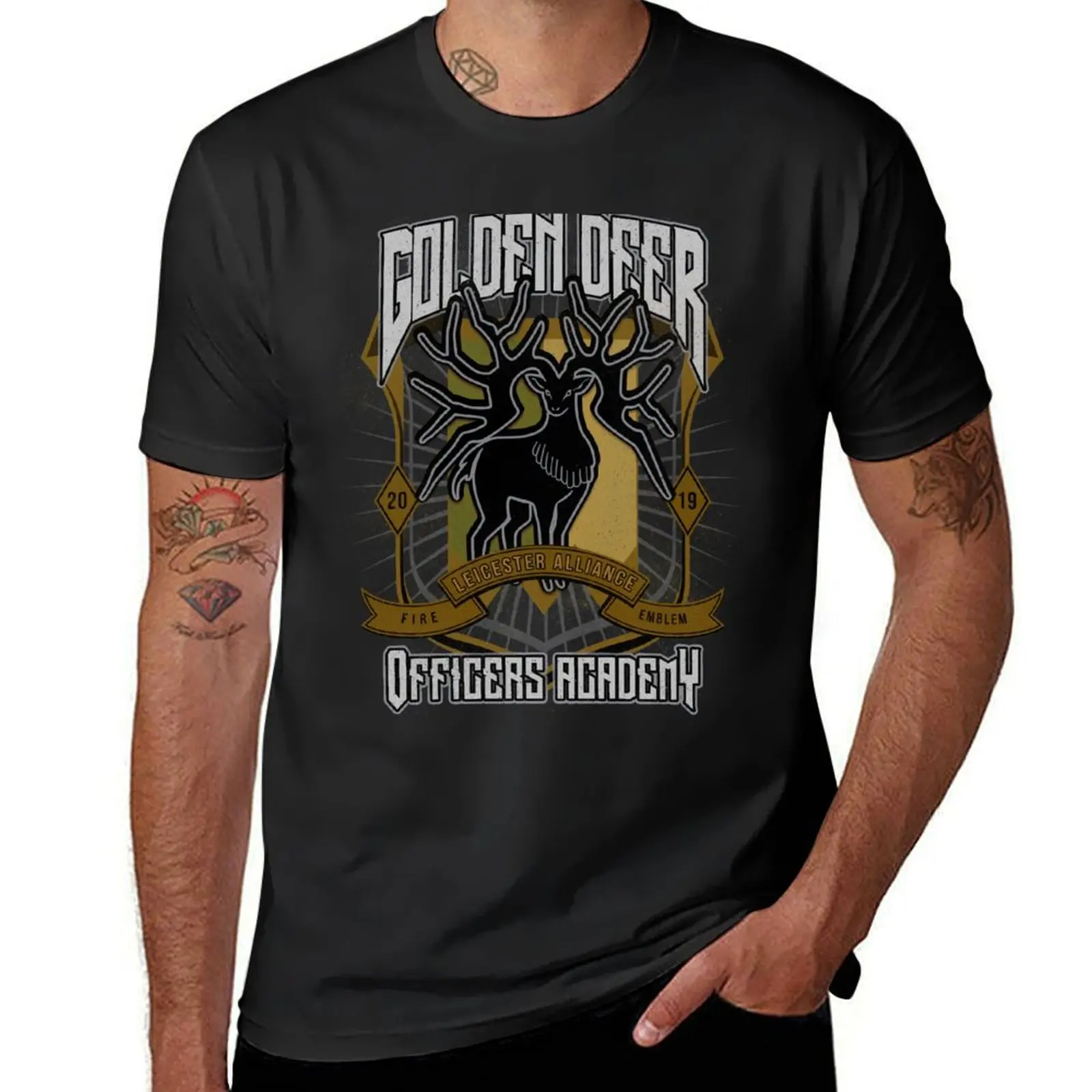 T-shirt Golden Deer Crest moda coreana asciugatura rapida per un ragazzo camicetta pianura magliette nere da uomo