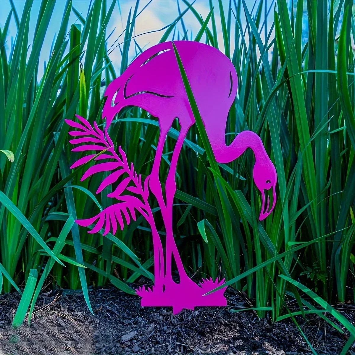 CIFBUY Flamingo Hollow Dust Proof Wrought Iron Art Sculpture Yard Garden Metal Home Garden Yard Outdoor Statue Stake Decoration