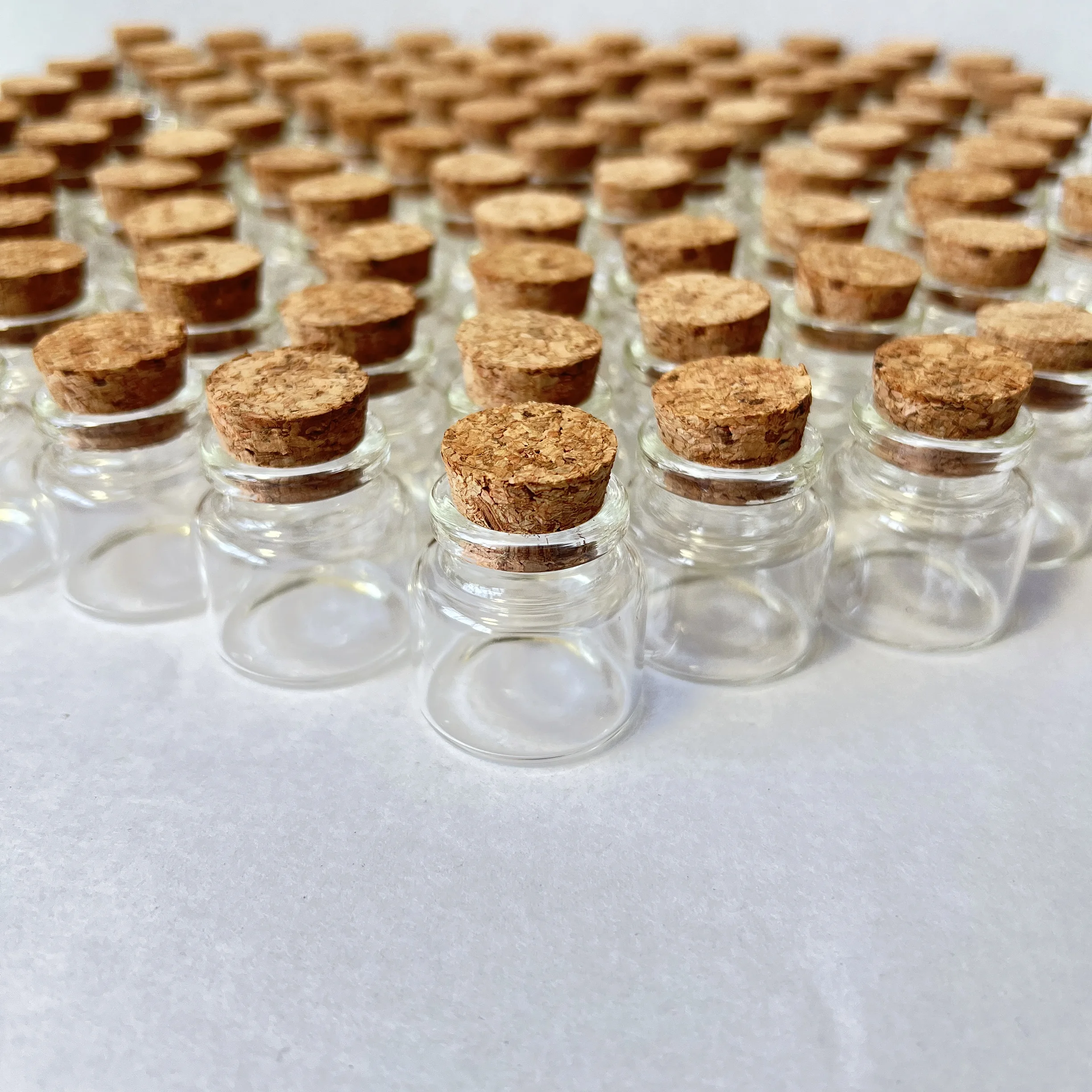 40/72/105 PCS 10ml Glass Bottles Cork Stoppers Tiny Jars Clear Mini Containers for DIY Crafts Wishing Bottles Spice Storage