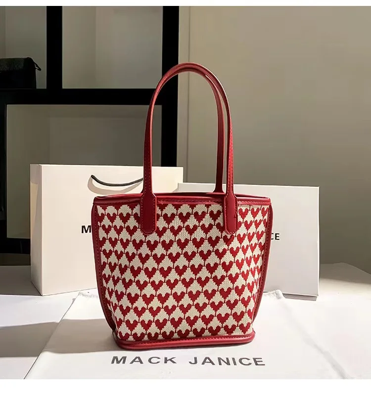 High Quality Red Color Textured Leather Bucket Bag Women\'s Handbag Large Capacity Shoulder Bag Lady Purse Underarm Bag Armpit