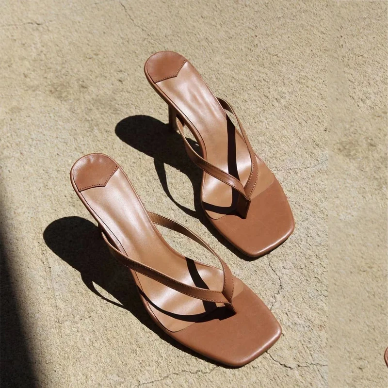 Nuove infradito in pelle tacco gattino pantofole punta quadrata donna Designer scarpe Muller di marca scarpe da donna Sexy sandalias mujer verano