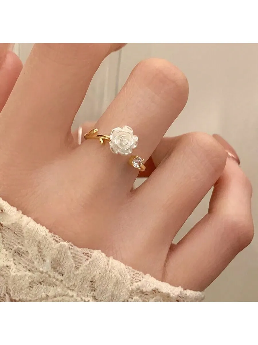 Anillo abierto con flores de camelia espinosa para mujer, estilo Sweetheart, diseño original, forma de rosa, anillos ajustables a juego para mejores amigas F