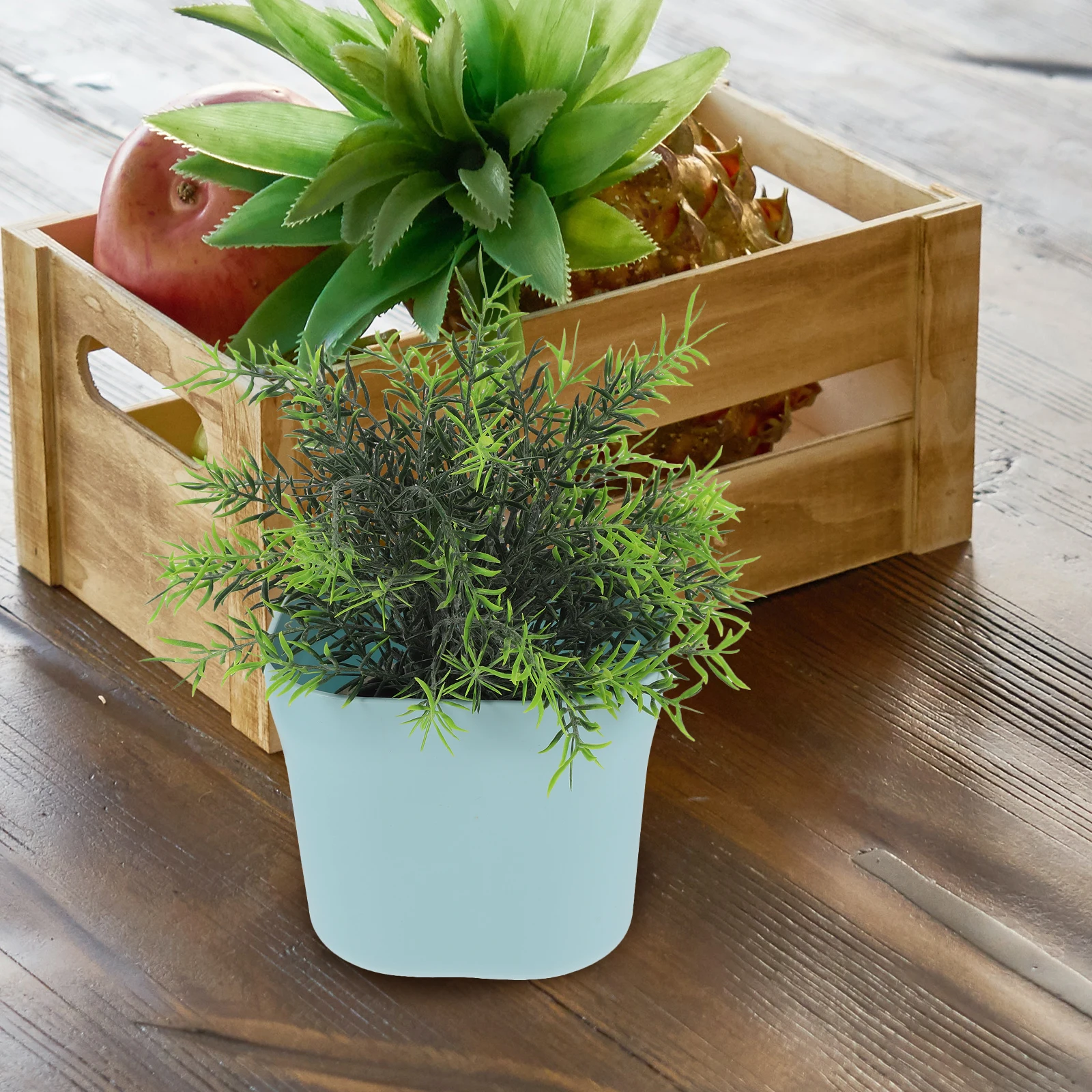 

4pcs Durable Plastic Flower Pots Lightweight Reusable Drainage Holes for Plants Garden Decor Planter Set of