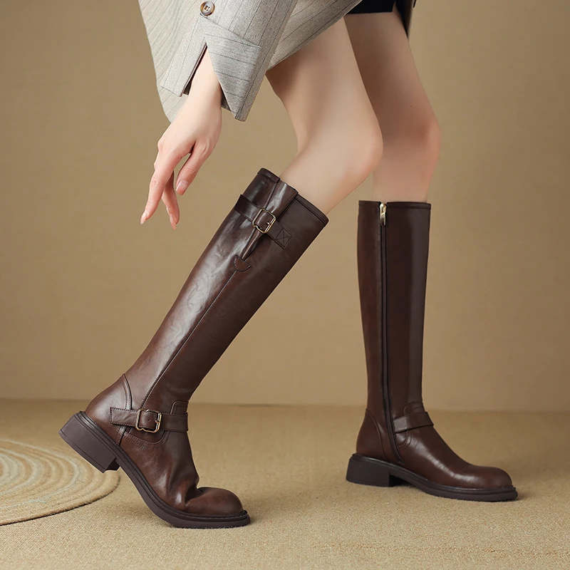 

Женская обувь 2025 года, модные женские ботинки с боковой молнией, новые современные ботинки с пряжкой на ремне, женские зимние сапоги до колена в стиле ретро с круглым носком