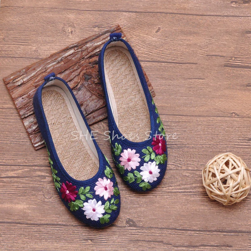 

Ethnic Style Plants Embroidery Breathable Women Pumps Ballet Flats Mixed Color Shallow Slip-On Sandals Ladies Leisure Shoes