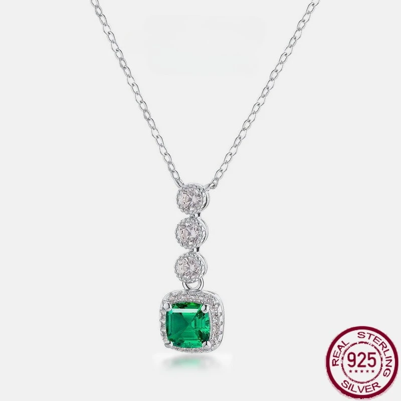 

New S925 pure silver emerald retro pendant with noble temperament, European and American style wedding jewelry
