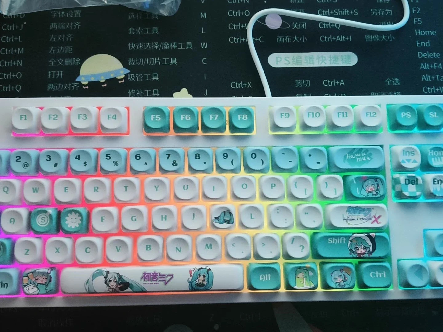 Cartoon Anime Hatsune Miku full color light keyboard 108 key wireless Bluetooth Three modes Mechanical Keyboard Pull and insert image 5