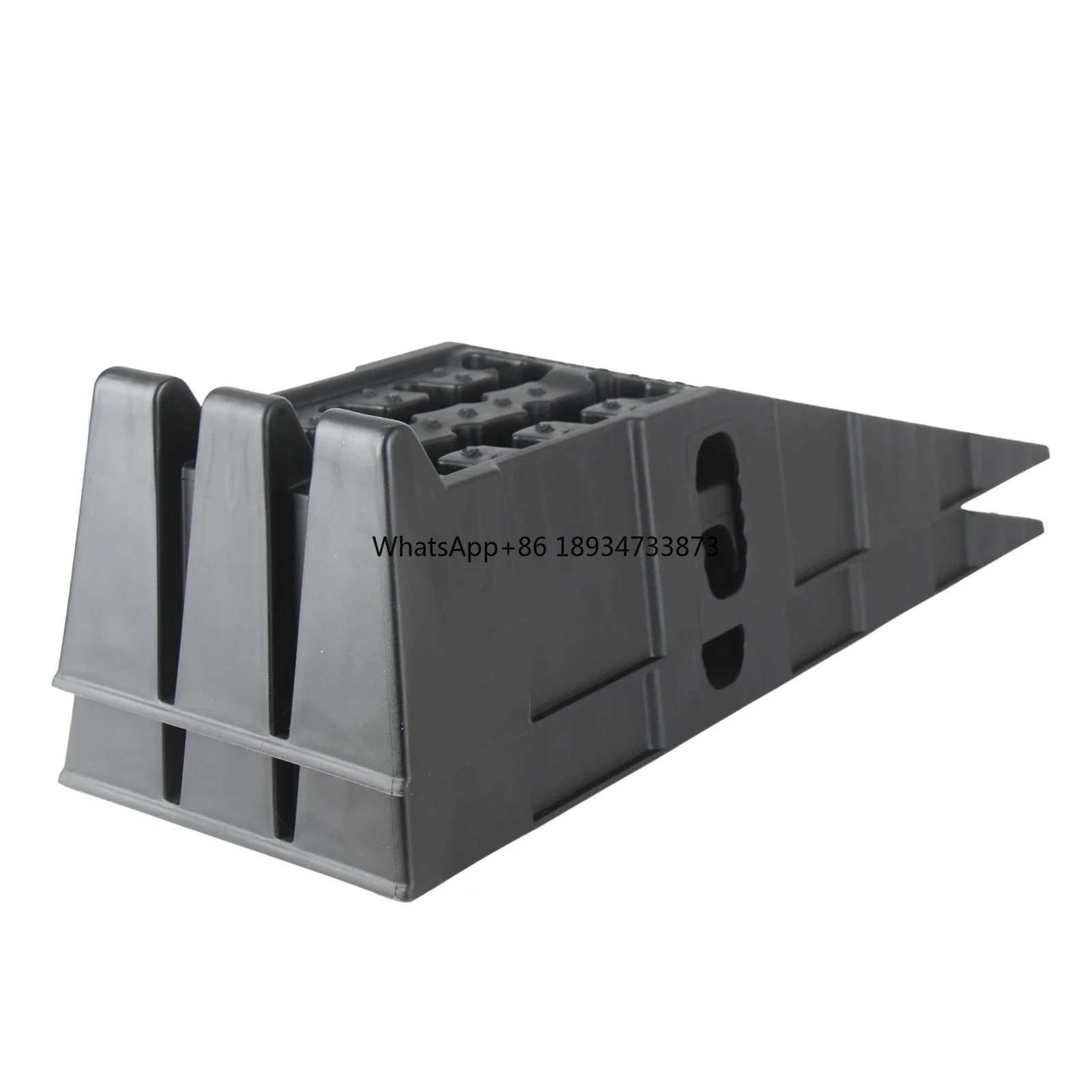 Plastic Car Ramp for Vehicle Maintenance Repair Oil Change Ramp