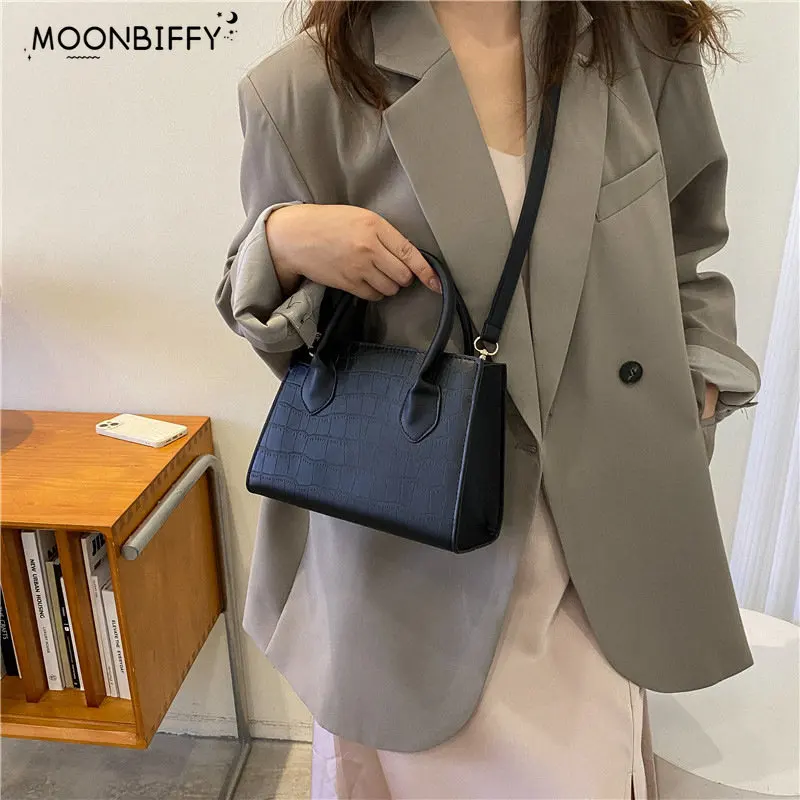 Fashion Handbags and Purses New Square Crossbody Bags for Women Ladies Shoulder Bag Small Top Handle Bags with Short Handles