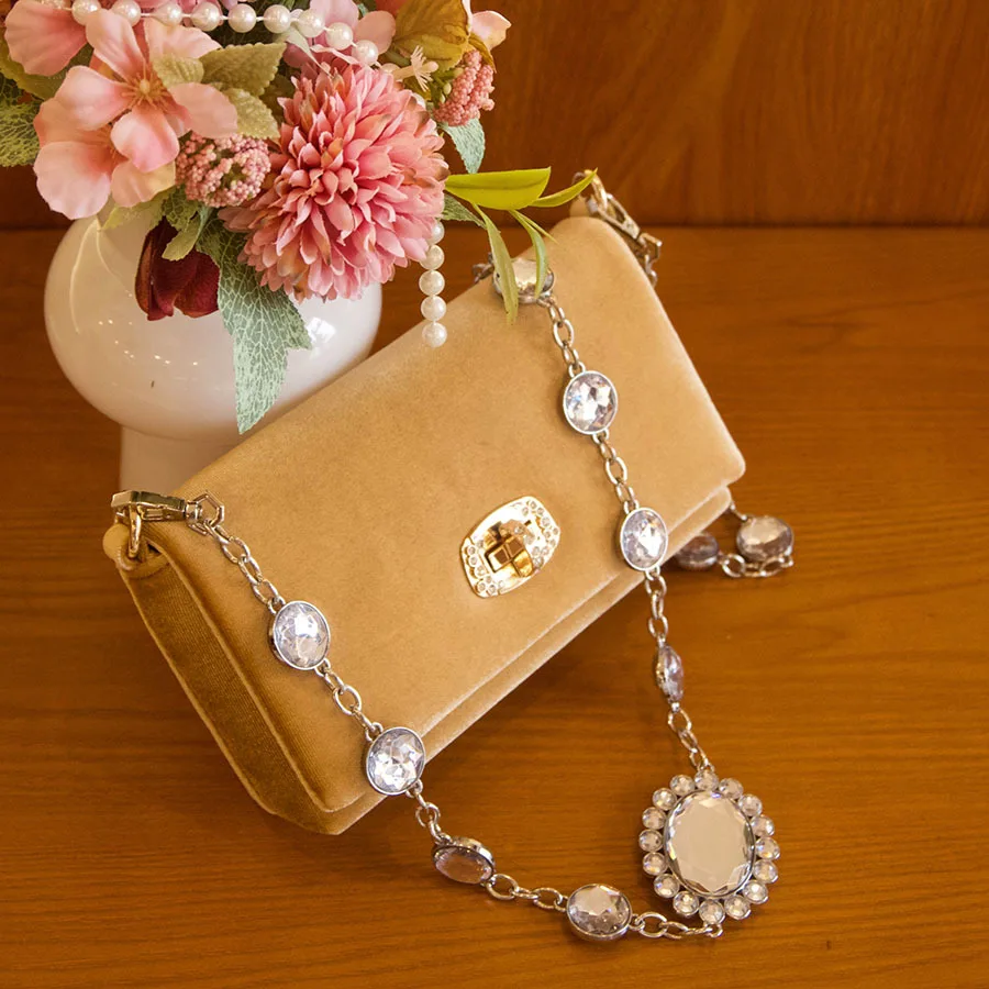 yuan-temperament-haut-sens-strass-taille-chaine-sac-a-bandouliere-mode-polyvalent-velours-petit-sac-carre-sac-de-diner