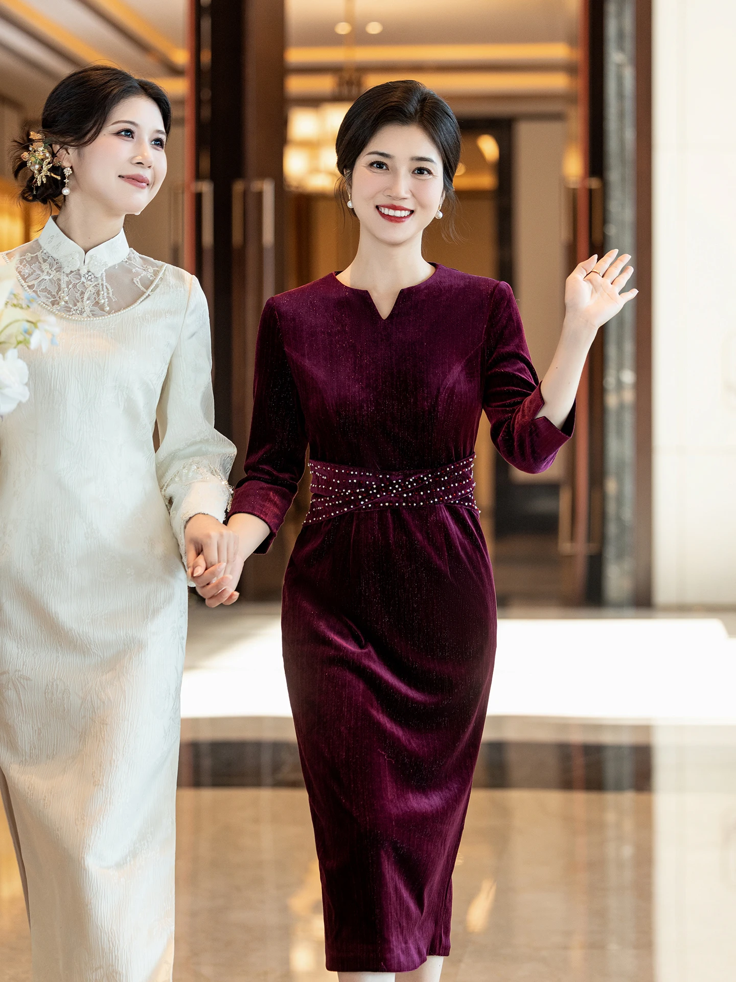 

Вельветовое платье-ципао для гостей на свадьбу, с незаметной молнией, низким разрезом, теплое и уютное, средней длины, от izi