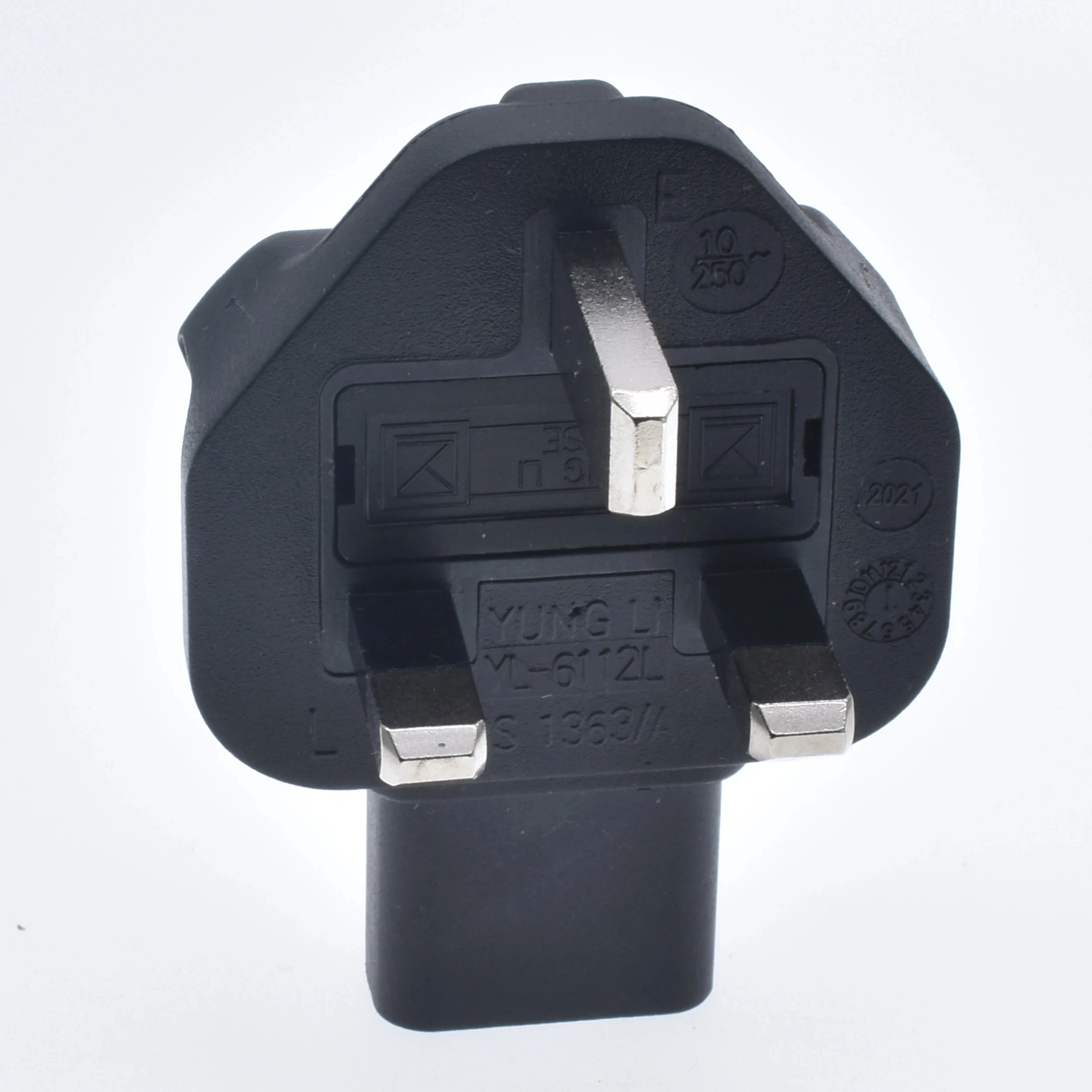 UK to IEC320 C13 1363/A Standard Power adapter, British BS1363 male to IEC320 C13 female Right Angle AC Plug, UK 3pin to PDU/UPS