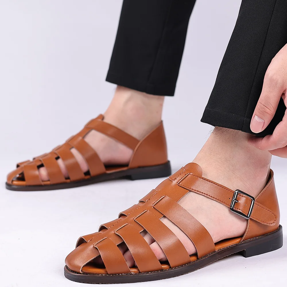 2024 Summer New Designer Roman Sandals for Men Fashion Casual English Belt Buckle Big Size Shoes Man Leather Sandalias Hombre