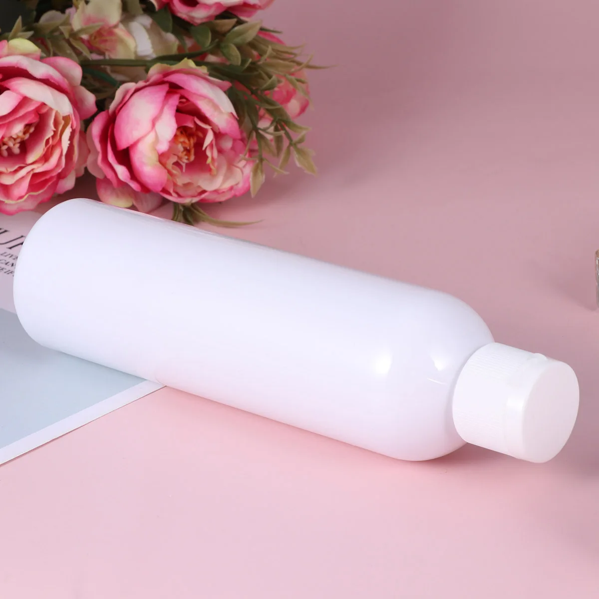 

4Pcs Plastic Flip Cap Bottles Leakproof Durable Liquid Storage Bottles Travel Makeup Cleansing Gel Dispensers