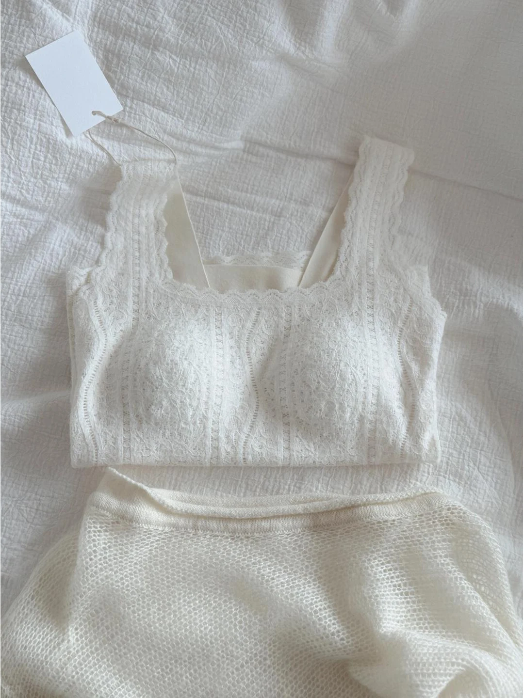 Warm Fleece Lined Lace Back Small Strap Vest Women's Underwear with Chest Pad One Cup Integrated Inner Wear Base Top