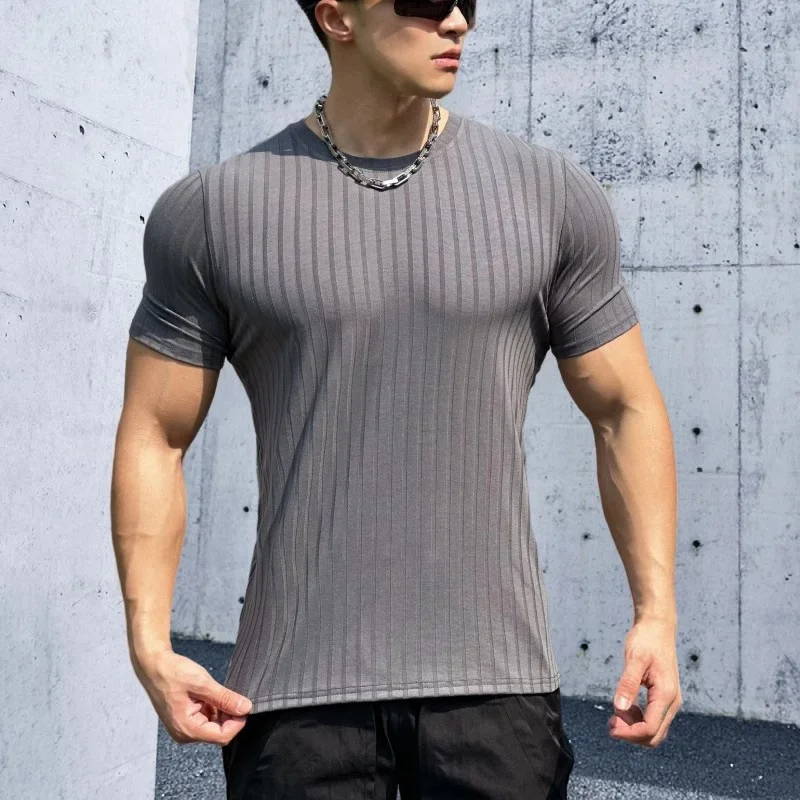 Round Collar elasticity Fitness T-shirt Summer Sports Short sleeved Loose T-shirt Fashion Stripe       running Top Men T-shirt