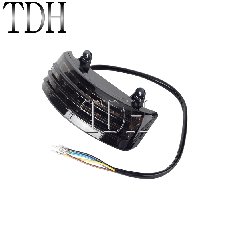 Motocyklowe tylne światło hamowania LED Tri-Bar do Harley Touring Street Glide Road Glide FLHX FLTRX 96-13 Tail Light — zdjęcie 5