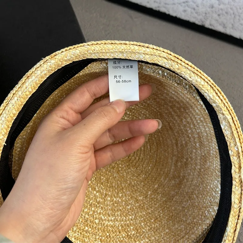 النساء المنسوجة يدويا القش الطبيعي قبعة الشمس Ins مدون موضة الصيف القبعات المسطحة دائرة مقعر علوي الكنيسة ديربي قبعة للشاطئ