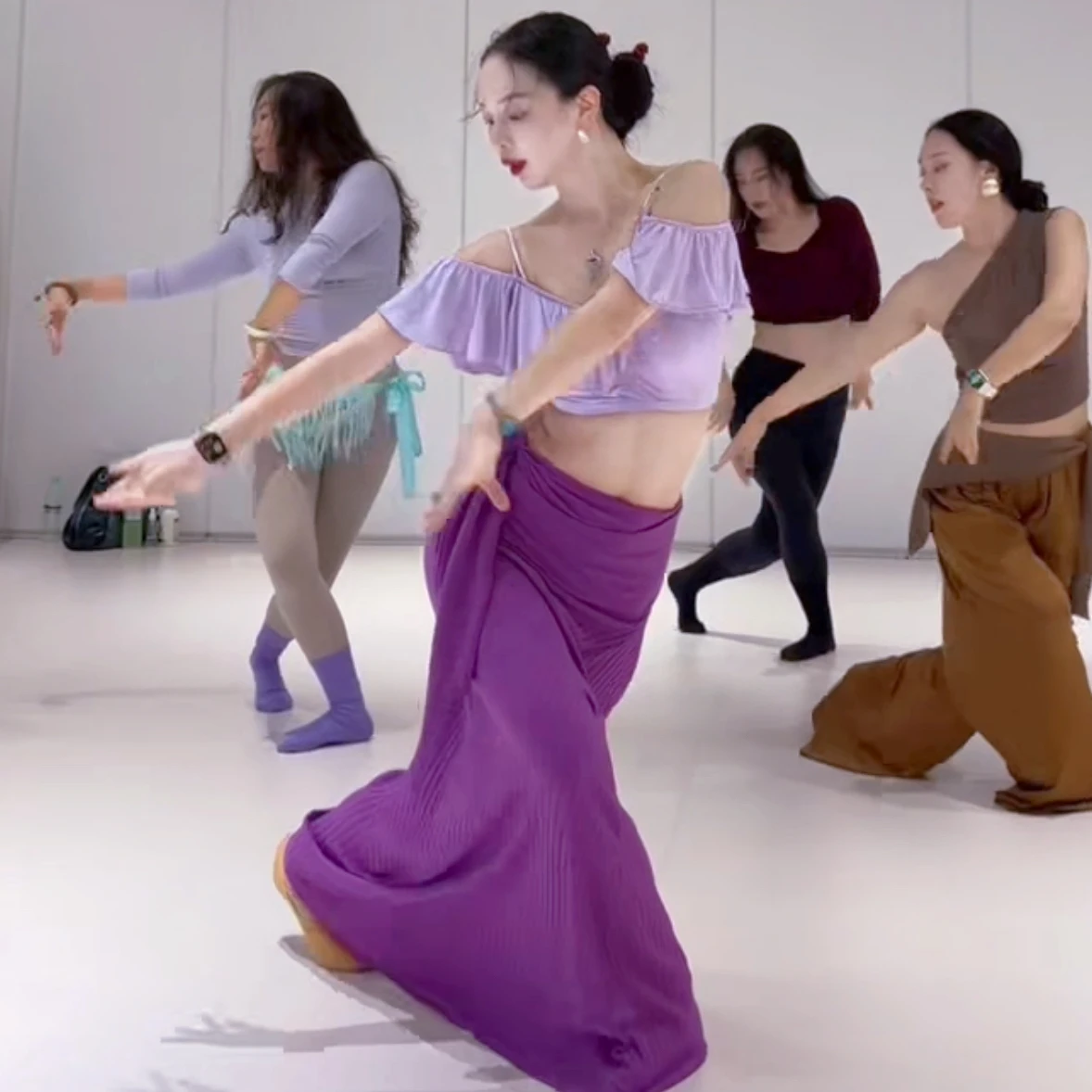 جديد الراقية أنيقة أداء الرقص الشرقي زي مجموعة الكبار الإناث الرقص الشرقي مثير مزاجه ممارسة الملابس #1