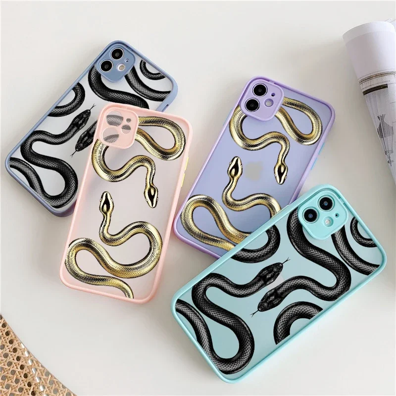 Luxurious Gold Snake Case for IPhone 15 14 13 12 11 16 Pro Max Mini X XR XS MAX SE2 7 8 Plus Cases Dragon Fundas Protect Cover